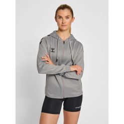 Bluza fitness damska Hummel hmlCore. Niebieskie bluzy z nadrukiem damskie HUMMEL, l, z elastanu. Za 235.45 zł.