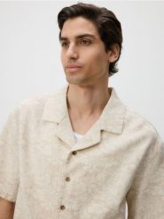 Żakardowa koszula - beżowy. Brązowe koszule męskie Reserved, l, bez wzorów, z bawełny, bez kołnierzyka, bez ramiączek. Za 129.99 zł.