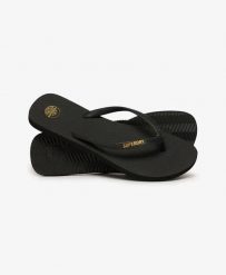 Superdry Damskie Klapki Core Essential z gumy – Black. Czarne klapki damskie Superdry., bez wzorów, bez obcasa. Za 107.80 zł.