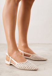 Beżowe Sandały Ozdobione Plecionką Melorah. Brązowe sandały damskie Born2be, bez wzorów, z jeansu, bez obcasa, na płaskiej podeszwie. Za 119.99 zł.