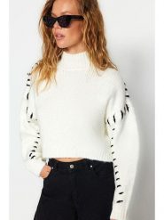 Trendyol Sweter w kolorze kremowym rozmiar: M. Brązowe golfy damskie Trendyol, m, ze splotem, bez kołnierzyka. Za 100.28 zł.