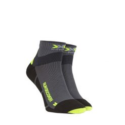 Skarpety biegowe X-Socks Run Discovery 4.0. Czarne skarpetki damskie X-Socks, bez wzorów. Za 90.00 zł.