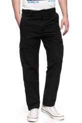 LEE SPODNIE MĘSKIE FATIGUE PANT BLACK L73ACJ01 112120319. Czarne spodnie materiałowe męskie Lee, bez wzorów, z materiału, z obniżonym stanem. W wyprzedaży za 89.99 zł.