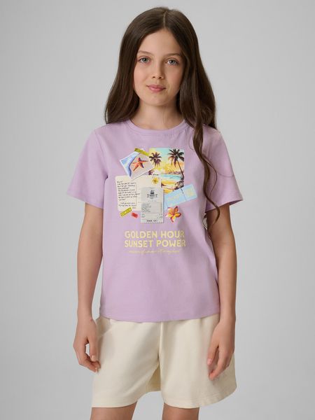 4F T-shirt regular z nadrukiem dziewczęcy - fioletowy 140 (9-10 lat). Fioletowe koszulki dziewczęce 4f, bez wzorów, z bawełny, bez ramiączek. Za 49.99 zł.