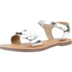 Sandały Gioseppo Model Imotski Kolor Srebrny. Szare sandały damskie Gioseppo, ze skóry, bez zapięcia. Za 201.45 zł.