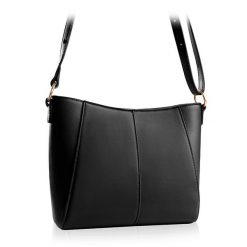 Torebka damska na ramię MILEY BETLEWSKI® czarny. Czarne torebki klasyczne damskie bez wzorów, wizytowe, bez kołnierzyka, bez ramiączek. Za 76.26 zł.