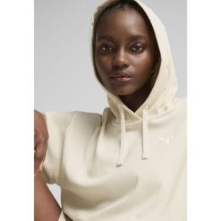 Damska wygodna prążkowana bluza z kapturem ESS ELEVATED PUMA Alpine Snow White. Białe bluzy z kapturem damskie Puma, m, prążkowane. W wyprzedaży za 174.00 zł.