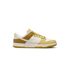Buty sportowe Nike Dunk LOW RETRO. Żółte buty sportowe na co dzień męskie Nike, bez zapięcia. Za 540.00 zł.