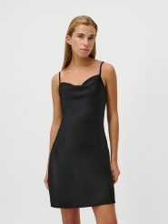 LeGer Sukienka "Letizia" w kolorze czarnym rozmiar: 36. Czarne sukienki damskie LeGer, bez wzorów, bez kołnierzyka, bez ramiączek, mini. Za 100.99 zł.