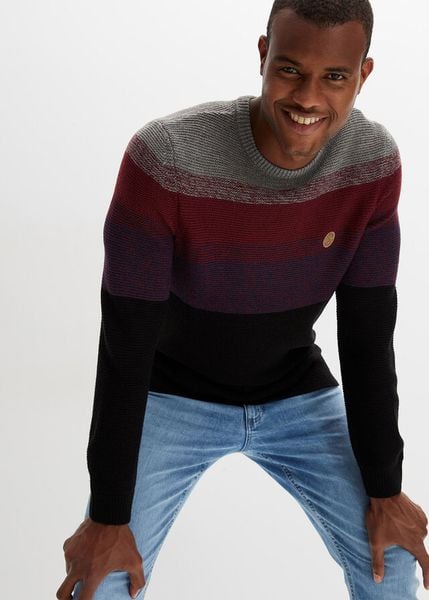 Cienki sweter w cieniowanym kolorze. Szare swetry męskie bonprix, l, bez wzorów, bez kołnierzyka. Za 149.99 zł.