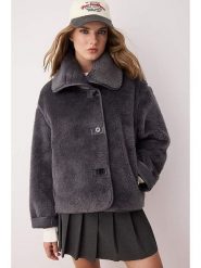Trendyol Kurtka pluszowa w kolorze antracytowym rozmiar: M. Czarne kurtki damskie Trendyol, m, bez wzorów, bez kaptura. Za 182.72 zł.