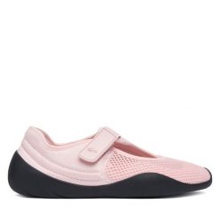 Baleriny Lacoste. Czerwone baleriny damskie Lacoste, bez wzorów, bez obcasa. Za 506.99 zł.