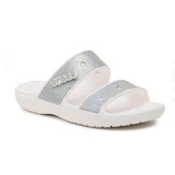 Klapki Dla Dorosłych Crocs Classic Glitter Sandal. Szare klapki damskie Crocs, z materiału. Za 99.99 zł.