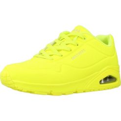 Buty do chodzenia damskie Skechers Night Shades. Żółte buty sportowe na co dzień damskie Skechers, bez wzorów, z gumy, trekkingowe. Za 416.00 zł.