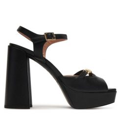 Sandały LOVE MOSCHINO. Czarne sandały damskie Love Moschino, bez wzorów, bez obcasa, na słupku. Za 1,669.00 zł.