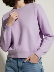 Lekki sweter basic - fioletowy. Fioletowe swetry klasyczne damskie Sinsay, l, bez kołnierzyka. Za 39.99 zł.