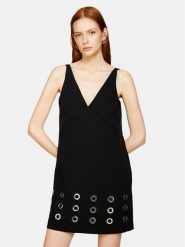 Sisley Sukienka codzienna 4FZXLV05H Czarny Regular Fit. Czarne sukienki damskie SISLEY, na co dzień, bez wzorów, z syntetyku, bez kołnierzyka, bez ramiączek, proste. Za 389.99 zł.