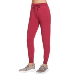 Spodnie sportowe damskie Skechers Restful Jogger Pant. Czerwone spodnie dresowe damskie Skechers, m, bez wzorów, z elastanu. Za 149.99 zł.