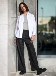 Spodnie wide leg - szary. Szare spodnie materiałowe damskie Sinsay, bez wzorów. W wyprzedaży za 35.99 zł.
