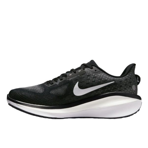 Buty do biegania damskie Nike Vomero 17. Czarne obuwie do biegania damskie Nike. Za 910.70 zł.
