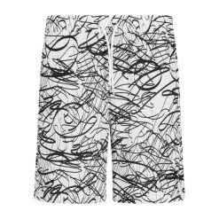 Męskie Szorty Wiskozowe Scribble Resort. Białe szorty męskie Urban Classics, z wiskozy, bez kołnierzyka. Za 122.99 zł.
