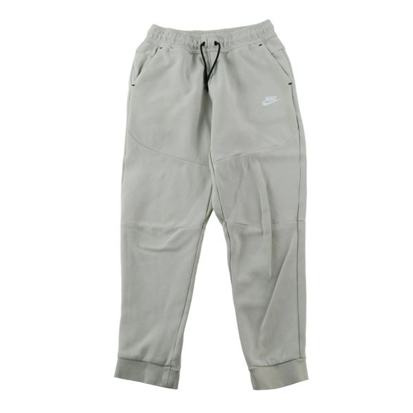 Second life - Spodnie dresowe męskie Tech Fleece szare - Stan dobry. Szare spodnie sportowe męskie Nike, z dresówki. Za 146.96 zł.