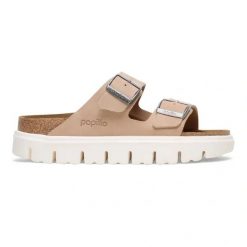 BIRKENSTOCK Arizona Chunky LEVE Warm Sand Klapki damskie. Brązowe klapki damskie Birkenstock, bez wzorów, z materiału, bez obcasa, na platformie. Za 499.99 zł.