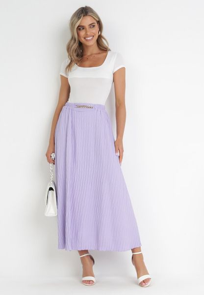 Fioletowa Spódnica Maxi z Gumką w Pasie i Ozdobnym Łańcuszkiem Stormis. Fioletowe spódniczki damskie Born2be, bez wzorów, maxi, proste. Za 99.99 zł.