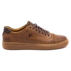 Polbut Buty męskie skórzane 2109 camel brązowe. Brązowe buty wizytowe męskie z jeansu, z okrągłym noskiem, bez zapięcia. Za 319.69 zł.