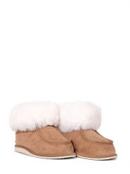 Kaiser Naturfellprodukte Kapcie wełniane w kolorze jasnobrązowym rozmiar: 37. Brązowe kapcie damskie Kaiser Naturfellprodukte, ze skóry. Za 301.64 zł.