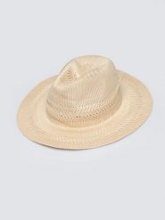 Kapelusz damski beżowy Safari 801. Brązowe kapelusze damskie Big Star, na lato, bez wzorów. Za 99.99 zł.
