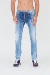 DSQUARED2 Niebieskie męskie jeansy Cool Guy Jean, Rozmiar 48. Niebieskie jeansy męskie Dsquared2. W wyprzedaży za 1,999.99 zł.
