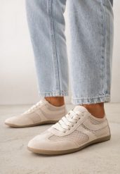 Beżowe Sneakersy Typu Tenisówki z Siateczkowymi Wstawkami Corigoria. Brązowe trampki i tenisówki damskie Born2be, bez wzorów, z jeansu. Za 99.99 zł.