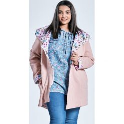 Różowa bluza dresowa asymetryczny krój duże rozmiary kontrast OVERSIZE PLUS SIZE WIOSNA. Czerwone bluzy bez kaptura damskie Moda Size Plus Iwanek, plus size, z bawełny. Za 199.90 zł.