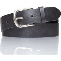 MUSTANG PASEK SKÓRZANY SOPO-MUS115 790 40mm Gürtel (Q. 6624 ). Szare paski męskie Mustang, bez wzorów, klasyczne. Za 99.99 zł.