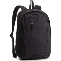 Plecak NIKE - BA5532 010. Czarne plecaki damskie Nike, bez wzorów, z materiału, sportowe. Za 119.00 zł.