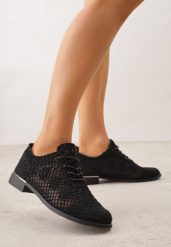 Czarne Ażurowe Półbuty z Metaliczną Wstawką Homonis. Czarne półbuty damskie Born2be, w ażurowe wzory, eleganckie, bez obcasa. Za 89.99 zł.