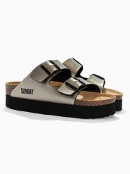 Sunbay Klapki w kolorze złotym rozmiar: 40. Żółte klapki damskie Sunbay, bez wzorów, bez obcasa. Za 189.95 zł.