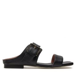 Klapki Pollini. Czarne klapki damskie Pollini, bez wzorów, bez obcasa. Za 1,799.00 zł.
