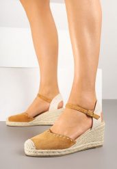 Brązowe Sandały Espadryle na Koturnie w Stylu Boho Merilwena. Brązowe sandały damskie Born2be, bez wzorów, bez obcasa, na koturnie. Za 89.99 zł.