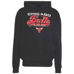 Bluza męska New Era NBA Graphic OS Hoody Chicago Bulls. Czarne bluzy bez kaptura męskie New Era, m. Za 239.99 zł.