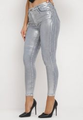 Srebrne Metaliczne Jeansy z Efektem Push Up Mireti. Szare jeansy damskie Born2be. Za 64.99 zł.