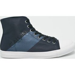 Calvin Klein Jeans - Trampki. Czarne trampki i tenisówki męskie Calvin Klein Jeans, bez wzorów, z gumy, bez zapięcia. W wyprzedaży za 269.90 zł.
