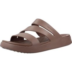 Sandały CROCS 209587C Brązowy. Brązowe sandały damskie Crocs, bez wzorów, z materiału, bez obcasa. Za 195.60 zł.