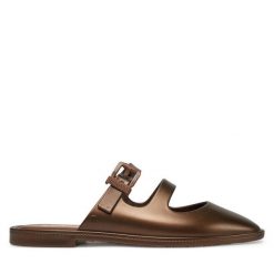 Klapki Melissa. Brązowe klapki damskie Melissa, bez wzorów, bez obcasa. Za 219.99 zł.