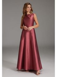 SWING Sukienka w kolorze czerwonym rozmiar: 36. Czerwone sukienki damskie Swing, bez wzorów, bez kołnierzyka, bez ramiączek, maxi. Za 318.37 zł.