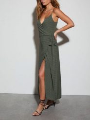 Milan Kiss Sukienka w kolorze khaki rozmiar: L. Brązowe sukienki damskie Milan Kiss, l, bez wzorów, bez kołnierzyka, bez ramiączek, maxi. Za 223.99 zł.
