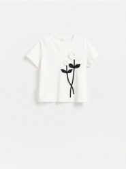 T-shirt z ozdobną aplikacją - biały. Białe t-shirty damskie Reserved, l, z aplikacjami, z bawełny, bez kołnierzyka. Za 79.99 zł.