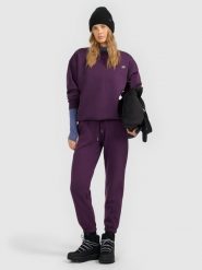 4F Spodnie dresowe joggery damskie - fioletowe M. Fioletowe spodnie dresowe damskie 4f, m, bez wzorów, z dresówki. Za 129.99 zł.