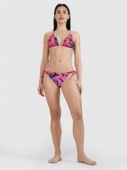 4F Dół od bikini damski - różowy S. Czerwone bikini damskie 4f, bez wzorów. W wyprzedaży za 39.99 zł.